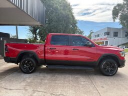 
										RAM 1500 5.7L V8 Rebel 4×4 completo									