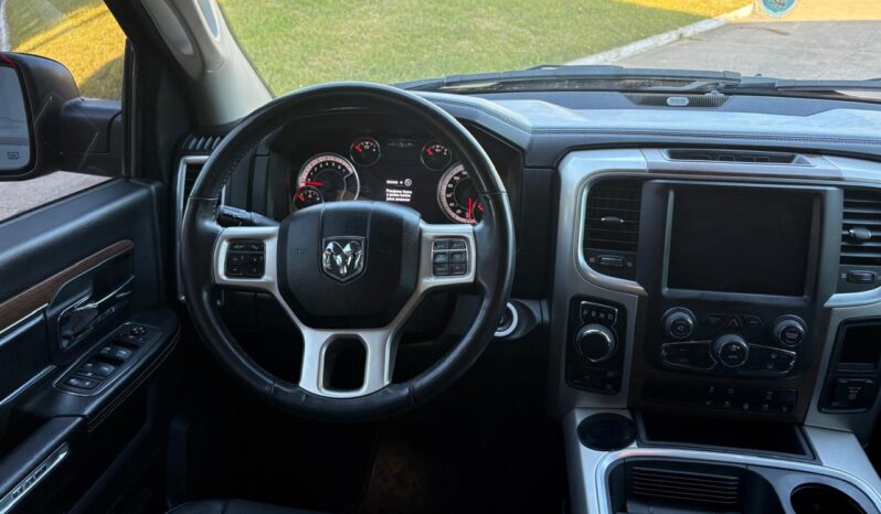 
								RAM 1500 SLT Laramie 5.7L AT 4×4 completo									