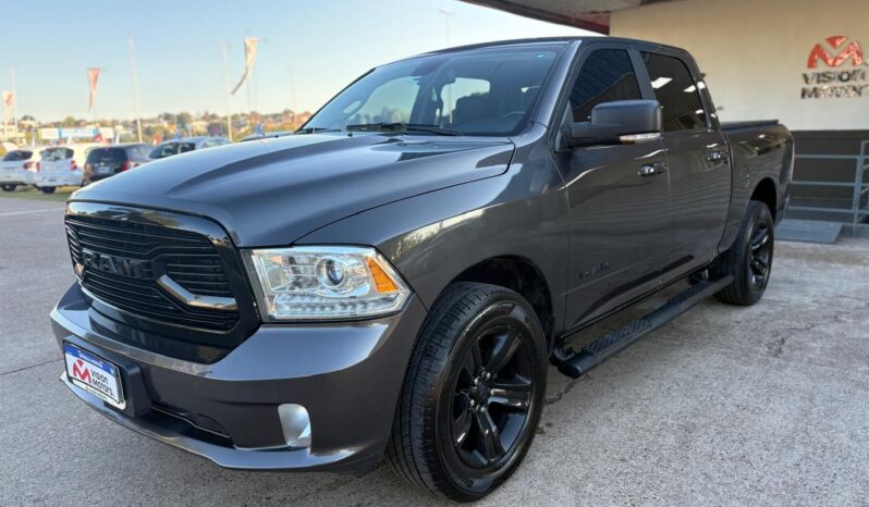
								RAM 1500 SLT Laramie 5.7L AT 4×4 completo									