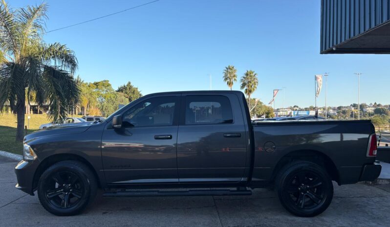 
								RAM 1500 SLT Laramie 5.7L AT 4×4 completo									