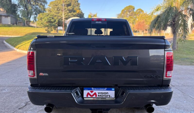 
								RAM 1500 SLT Laramie 5.7L AT 4×4 completo									