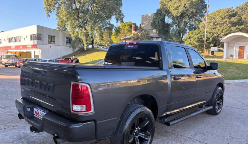 
								RAM 1500 SLT Laramie 5.7L AT 4×4 completo									