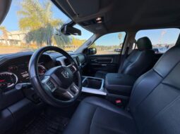 
										RAM 1500 SLT Laramie 5.7L AT 4×4 completo									