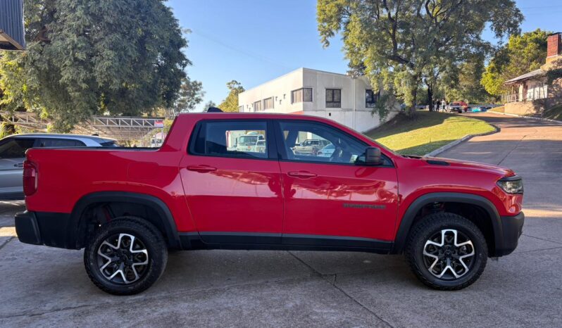 
								RAM Rampage Rebel 2.0 GME 4×4 AT completo									