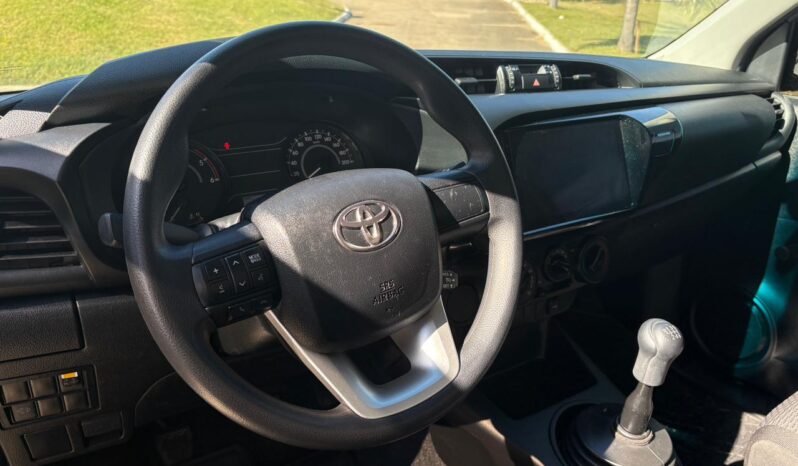 
								TOYOTA Hilux 4×2 DX 2.4 TDI MT CHASIS completo									