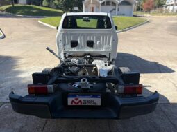 TOYOTA Hilux 4×2 DX 2.4 TDI MT CHASIS