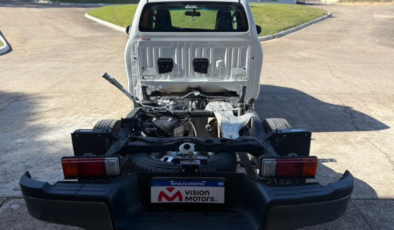 
								TOYOTA Hilux 4×2 DX 2.4 TDI MT CHASIS completo									