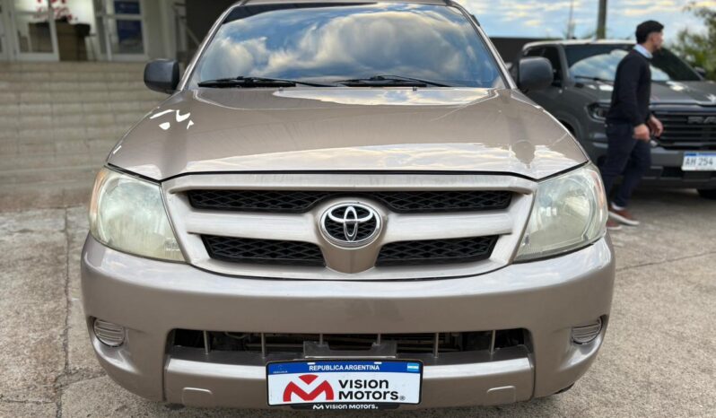 
								TOYOTA Hilux 4×4 Cabina Doble DX 2.5 TD completo									