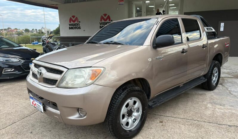
								TOYOTA Hilux 4×4 Cabina Doble DX 2.5 TD completo									