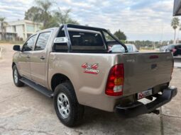 TOYOTA Hilux 4×4 Cabina Doble DX 2.5 TD