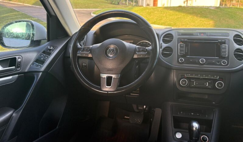 
								VOLKSWAGEN Tiguan 2.0 TSI 4MOTION completo									