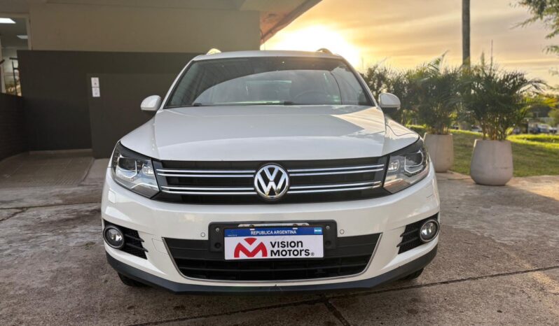 
								VOLKSWAGEN Tiguan 2.0 TSI 4MOTION completo									