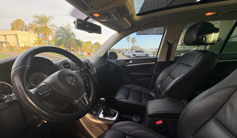 
								VOLKSWAGEN Tiguan 2.0 TSI 4MOTION completo									