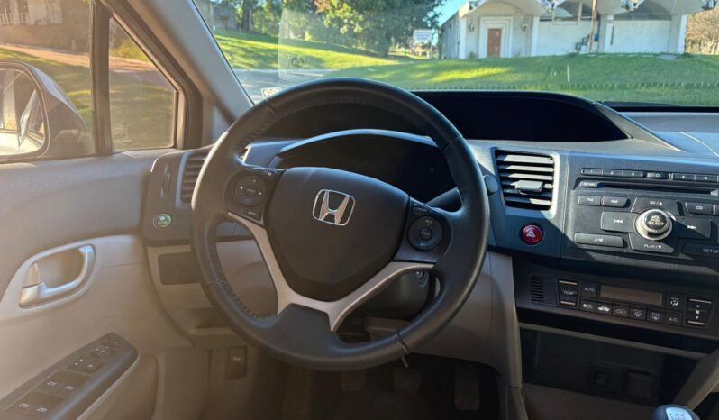 
								HONDA Civic LXS completo									