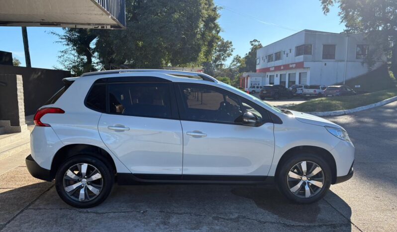 
								PEUGEOT 2008 Feline 1.6 Tiptronic completo									