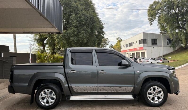 
								VOLKSWAGEN Amarok Comfortline 4×2 G2 MT completo									