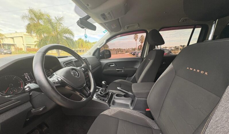 
								VOLKSWAGEN Amarok Comfortline 4×2 G2 MT completo									