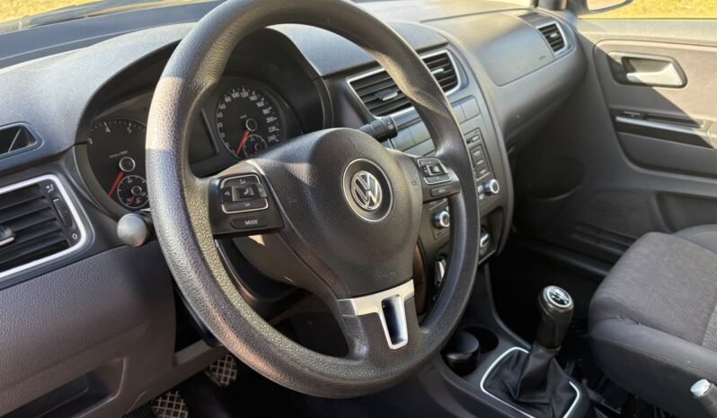 
								VOLKSWAGEN Suran 1.6 completo									