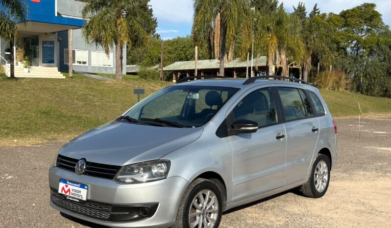 
								VOLKSWAGEN Suran 1.6 completo									