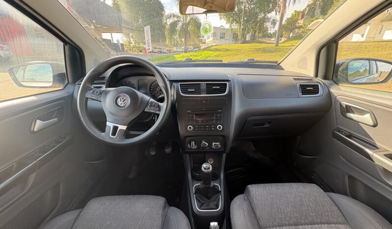 
								VOLKSWAGEN Suran 1.6 completo									
