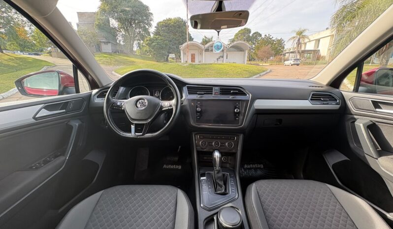 
								VOLKSWAGEN Tiguan 1.4 TSI DSG completo									