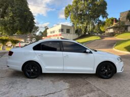 
										VOLKSWAGEN VENTO 1.4 TSI BM TECH completo									
