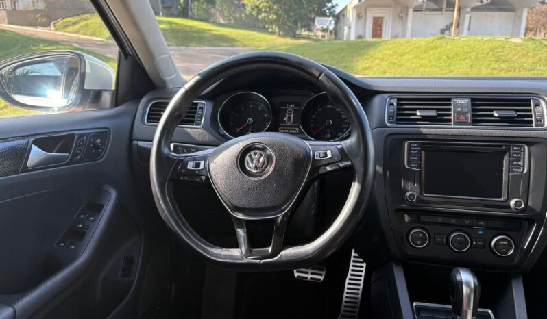 
								VOLKSWAGEN Vento 2.5 Luxury Dsg completo									