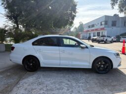 
										VOLKSWAGEN Vento 2.5 Luxury Dsg completo									