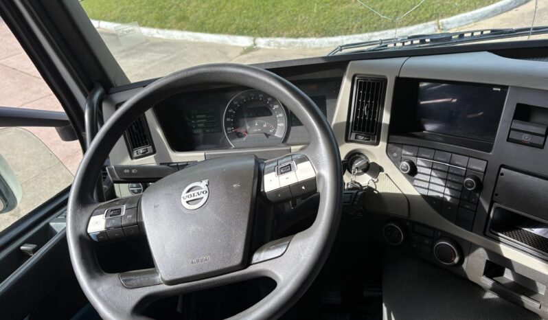 
								VOLVO FM 380 4X2 T completo									