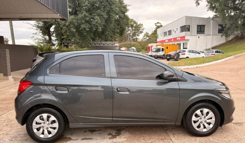 
								CHEVROLET ONIX JOY 5P 1.4 completo									