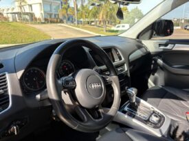 AUDI Q5 2.0T FSI QUATTRO