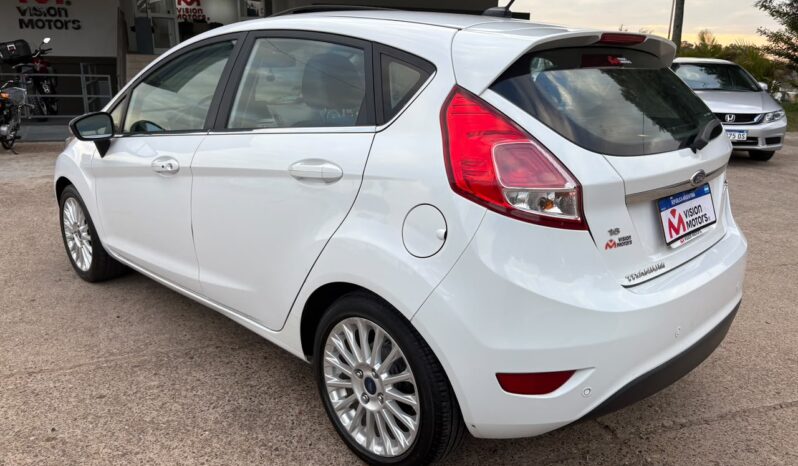 
								FORD Fiesta 1.6L Titanium Powershift completo									