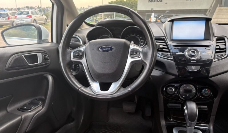 
								FORD Fiesta 1.6L Titanium Powershift completo									