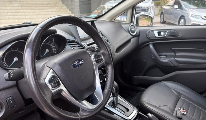 
								FORD Fiesta 1.6L Titanium Powershift completo									