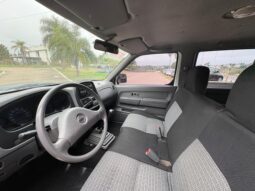 
										NISSAN Frontier 2.5 NP300 4×2 completo									