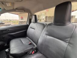 
										TOYOTA HILUX 4×2 DX 2.4 TDI MT CABINA SIMPLE completo									