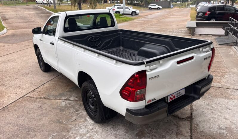 
								TOYOTA HILUX 4×2 DX 2.4 TDI MT CABINA SIMPLE completo									