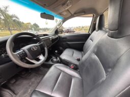 
										TOYOTA HILUX 4×2 DX 2.4 TDI MT CABINA SIMPLE completo									