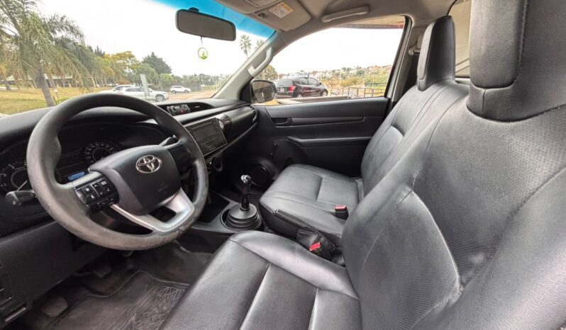 
								TOYOTA HILUX 4×2 DX 2.4 TDI MT CABINA SIMPLE completo									