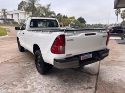 TOYOTA HILUX 4×2 DX 2.4 TDI MT CABINA SIMPLE