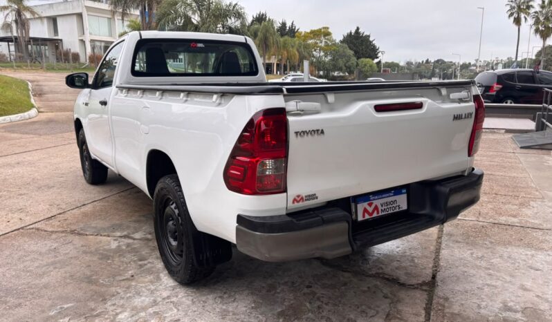 
								TOYOTA HILUX 4×2 DX 2.4 TDI MT CABINA SIMPLE completo									