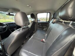 
										VOLKSWAGEN AMAROK V6 COMFORTLINE 4×4 AT completo									