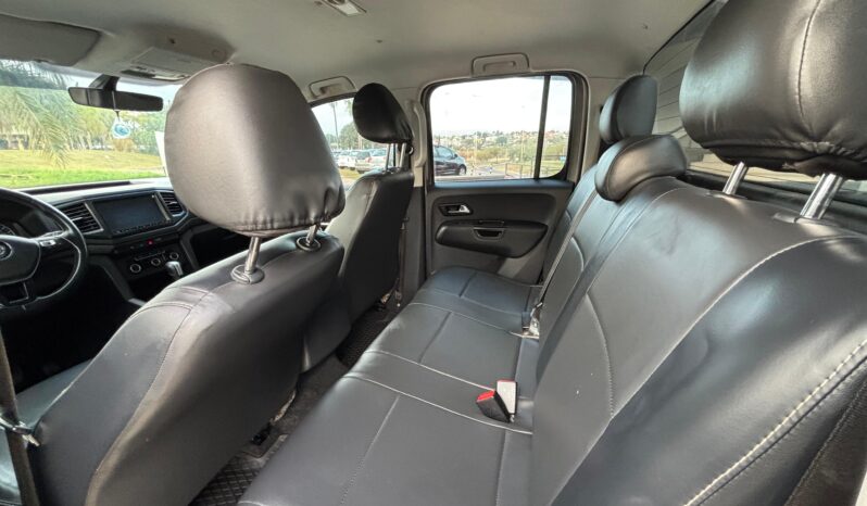 
								VOLKSWAGEN AMAROK V6 COMFORTLINE 4×4 AT completo									