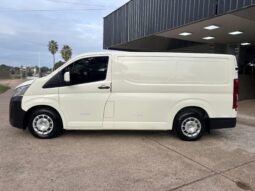 TOYOTA HIACE L1H1 2.8 TDI AT