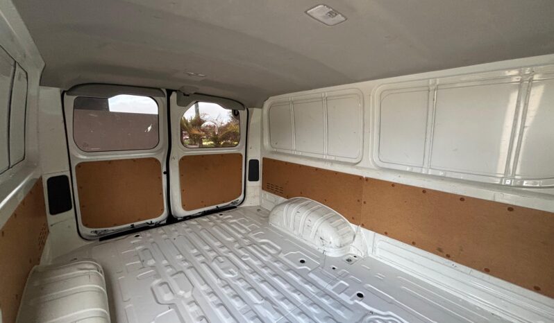 
								TOYOTA HIACE L1H1 2.8 TDI AT completo									